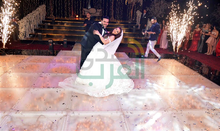 بالصور.. حماقى وحكيم والعسيلى والليثى والاكوشنير فى حفل زفاف كيرس ودينا بالصور.. حماقى وحكيم والعسيلى والليثى والاكوشنير فى حفل زفاف كيرس ودينا