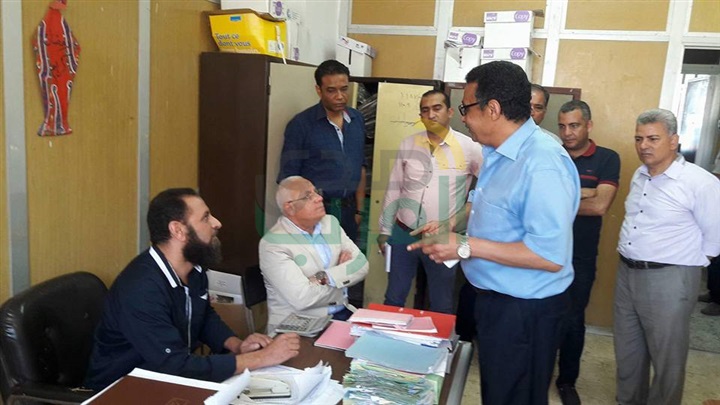 بالصور.. محافظ بورسعيد يأمر بسرعة الانتهاء من لائحة الجهاز التنفيذى للمنطقة الحرة