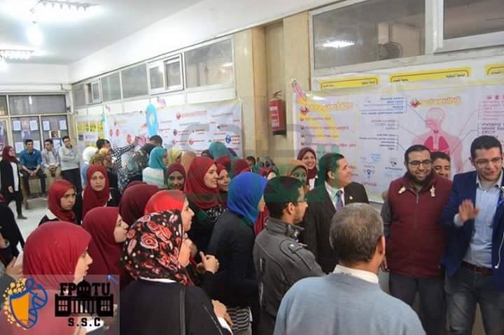  "Cancer fighters"..  محاربو السرطان يتصدرون المشهد