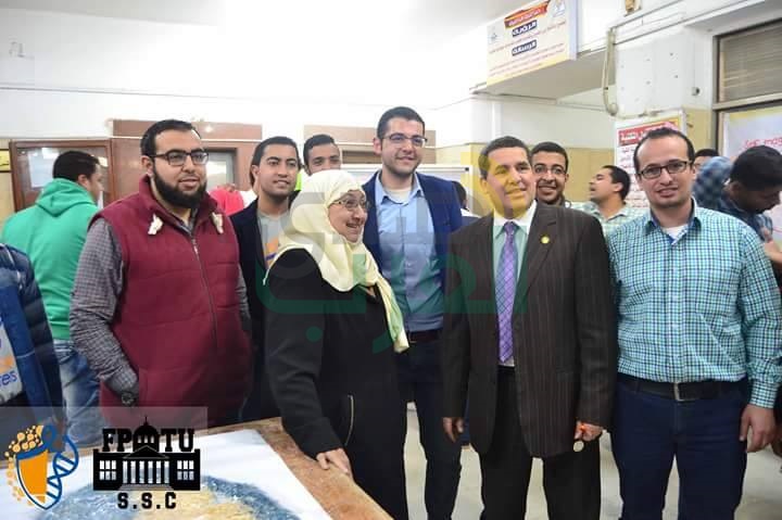  "Cancer fighters"..  محاربو السرطان يتصدرون المشهد
