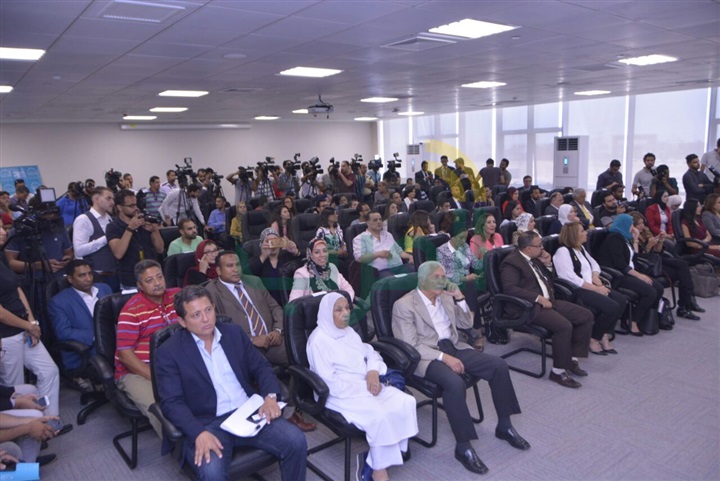 بالصور.. بروتوكول بين مدينة زويل ومصر الخير لتقديم منح لأبناء الصعيد والمناطق الحدودية بالصور.. بروتوكول بين مدينة زويل ومصر الخير لتقديم منح لأبناء الصعيد والمناطق الحدودية