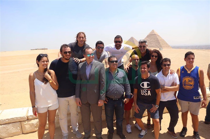 بالصور.. نجوم العالم لكرة القدم يزورون الأهرامات بالصور.. نجوم العالم لكرة القدم يزورون الأهرامات