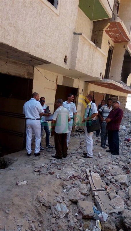 بالصور: حملة إزالة للتصدى للبناء المخالف بحي ثان المنتزة 