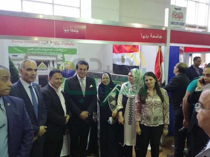 جامعة بنها تشارك فى معرض التعليم العالى