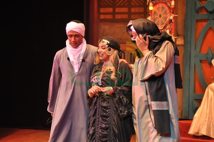 بالصور.. سمير غانم ولوسي في عرض "أهلا رمضان" بالصور.. سمير غانم ولوسي في عرض "أهلا رمضان"