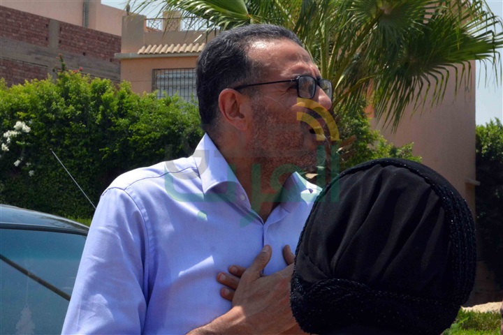 بالصور.. عزت العلايلي يشيع جثمان زوجته من مسجد المروة بـ"دريم لاند" بالصور.. عزت العلايلي يشيع جثمان زوجته من مسجد المروة بـ"دريم لاند"
