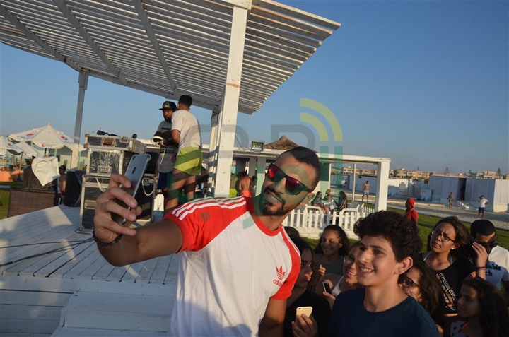 بالصور.. زاب ثروت يتألق في "وايت بيتش" بحضور محمد نور وشحته كاريكا والمشاهير بالصور.. زاب ثروت يتألق في "وايت بيتش" بحضور محمد نور وشحته كاريكا والمشاهير
