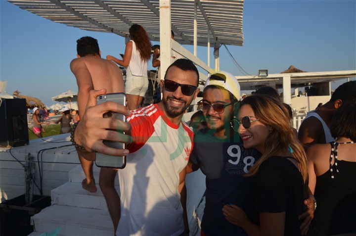 بالصور.. زاب ثروت يتألق في "وايت بيتش" بحضور محمد نور وشحته كاريكا والمشاهير بالصور.. زاب ثروت يتألق في "وايت بيتش" بحضور محمد نور وشحته كاريكا والمشاهير