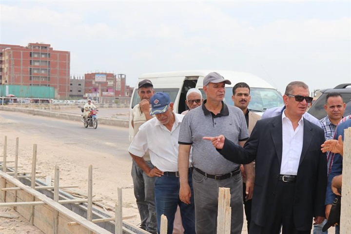 بالفيديو... محافظ كفر الشيخ يتابع أعمال كورنيش الزاوية