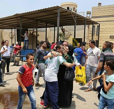 بالصور.. "صدى العرب" يرصد فرحة السجناء المفرج عنهم بمناسبة ذكرى ثورة يوليو