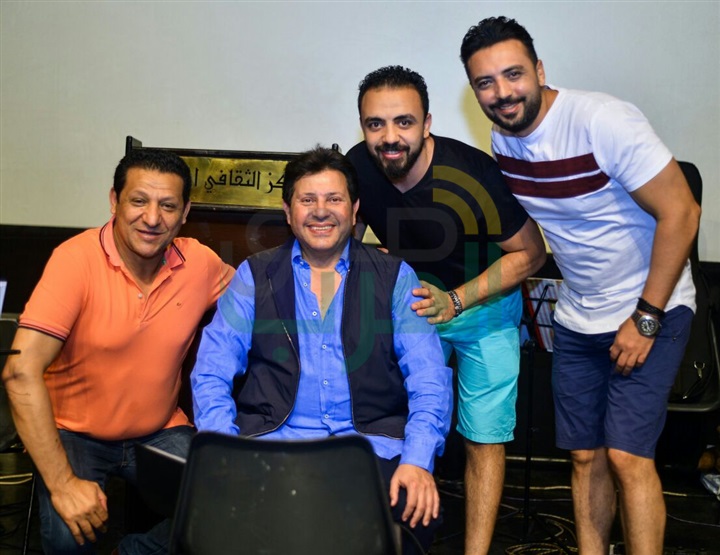 بالصور.. أمير الغناء ينتهي من بروفات حفله الليلة ضمن فعاليات "جرش" بالاردن بالصور.. أمير الغناء ينتهي من بروفات حفله الليلة ضمن فعاليات "جرش" بالاردن