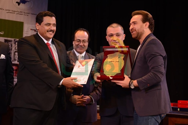 بالصور.. تكريم نجوم الفن بإحتفالية مبدعي مصر و الوطن العربي بالصور.. تكريم نجوم الفن بإحتفالية مبدعي مصر و الوطن العربي