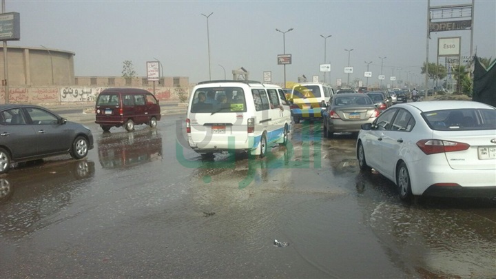 بالصور.. كثافات مرورية بمحاور وميادين القاهرة