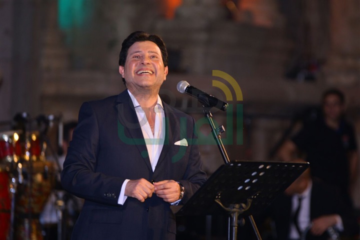 بالصور.. أمير الغناء العربي يشعل مهرجان جرش بأغنية خاصة للأردن