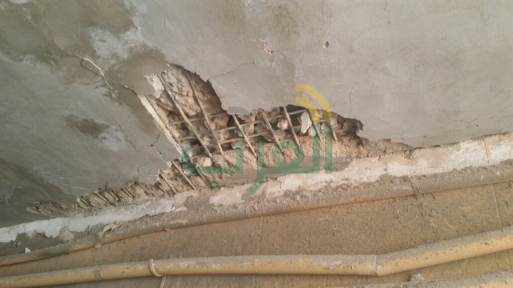 بالصور.. هبوط أرضى فى كوبرى الشموت ببنها