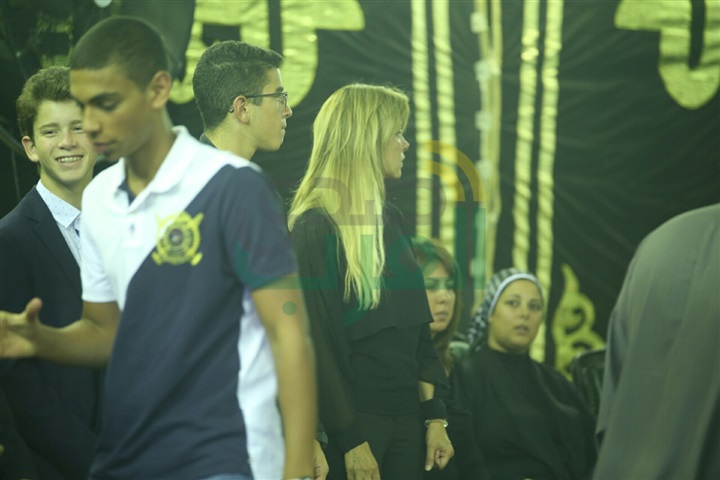 بالصور.. نجوم الفن في عزاء والد ريم مصطفى بالصور.. نجوم الفن في عزاء والد ريم مصطفى