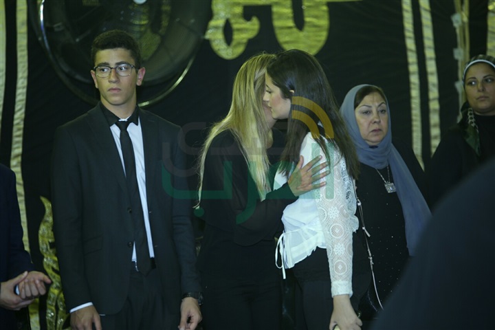 بالصور.. نجوم الفن في عزاء والد ريم مصطفى بالصور.. نجوم الفن في عزاء والد ريم مصطفى