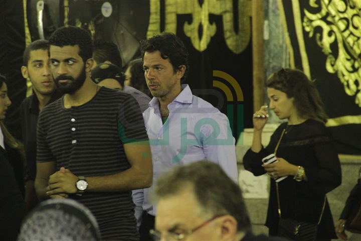 بالصور.. نجوم الفن في عزاء والد ريم مصطفى بالصور.. نجوم الفن في عزاء والد ريم مصطفى
