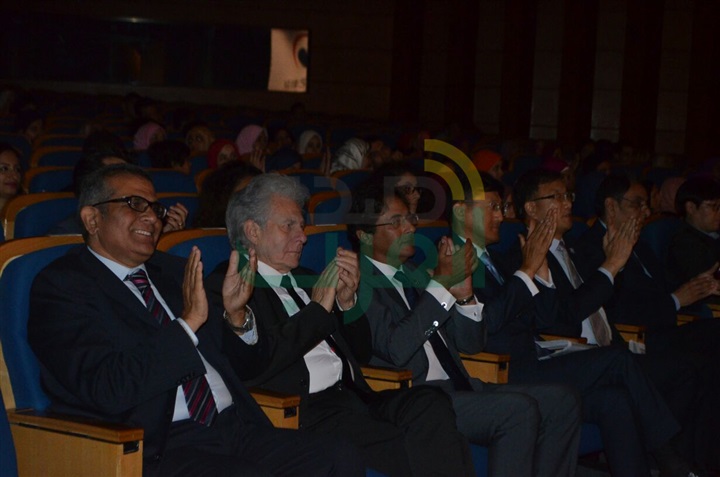بالصور.. تكريم السفير الكوري بإحدي الجامعات الخاصة بحضور سليم سحاب بالصور.. تكريم السفير الكوري بإحدي الجامعات الخاصة بحضور سليم سحاب