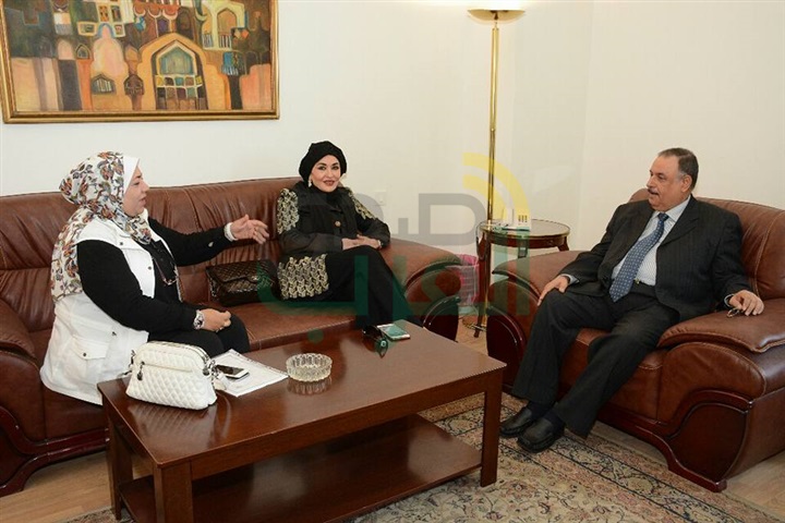 رئيسة الاتحاد العربي لمكافحة التزوير والتزيف تلتقى أمين عام جامعة الدول العربية 