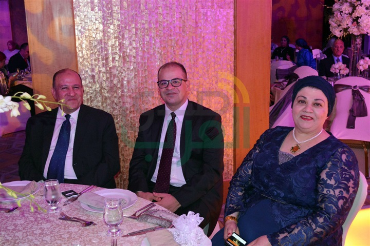 بالصور.. نجوم المجتمع في زفاف دينا نبيل وشريف عبدالرحمن بالصور.. نجوم المجتمع في زفاف دينا نبيل وشريف عبدالرحمن