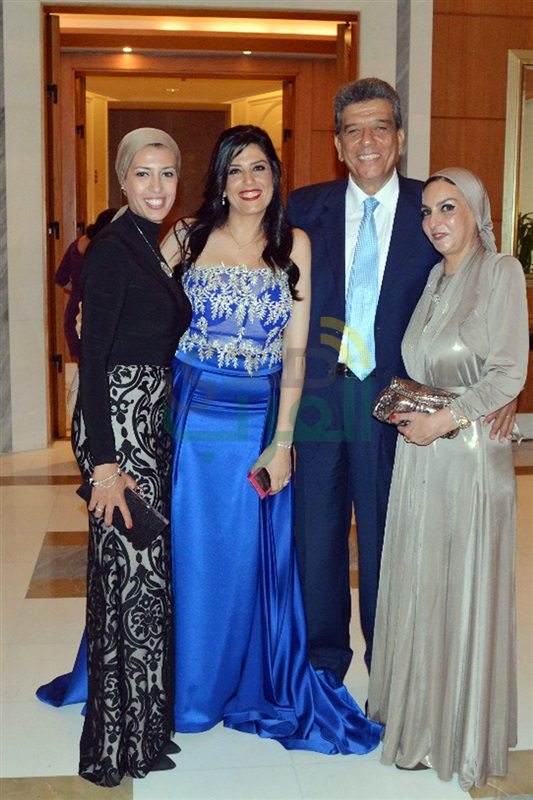 بالصور.. نجوم المجتمع في زفاف دينا نبيل وشريف عبدالرحمن بالصور.. نجوم المجتمع في زفاف دينا نبيل وشريف عبدالرحمن