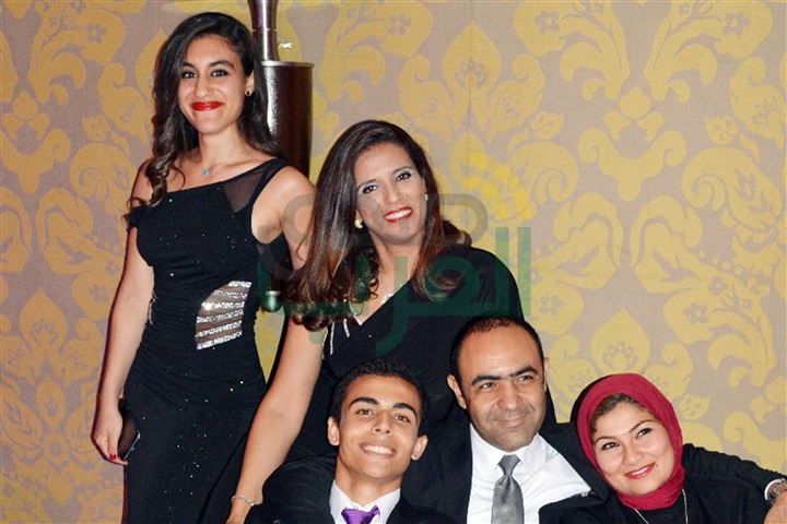 بالصور.. نجوم المجتمع في زفاف دينا نبيل وشريف عبدالرحمن بالصور.. نجوم المجتمع في زفاف دينا نبيل وشريف عبدالرحمن