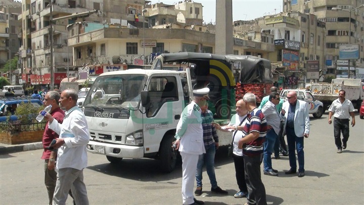 بالصور.. سحب 42 توك توك مخالف بـ"دوران شبرا"