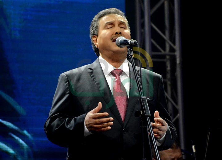 بالصور.. حفل جماهيري ضخم لفنان العرب محمد عبده بتوقيع شركة روتانا بالصور.. حفل جماهيري ضخم لفنان العرب محمد عبده بتوقيع شركة روتانا