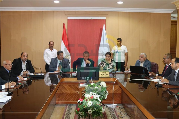 بالفيديو والصور.. محافظ كفر الشيخ ورئيس هيئة الاستشعارعن بعد يبحثان تطوير وحماية الثروة السمكية 