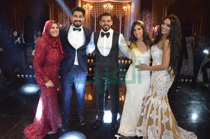 بالصور.. مينا عطا وأوكا وأورتيجا يشعلون حفل زفاف أحمد ونوران بالصور.. مينا عطا وأوكا وأورتيجا يشعلون حفل زفاف أحمد ونوران