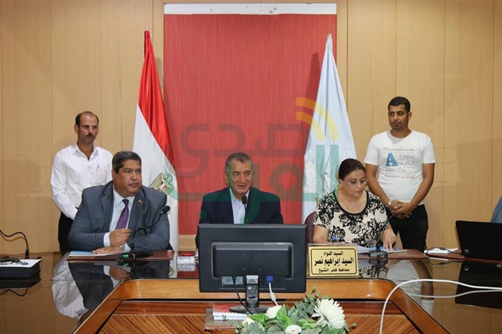 بالفيديو والصور..محافظ كفر الشيخ ورئيس هيئة الاستشعارعن بعد يبحثان تطوير وحماية الثروة السمكية