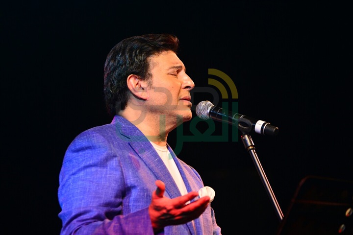 بالصور .. هاني شاكر يشعل حفل نادي سموحة بالإسكندرية بالصور .. هاني شاكر يشعل حفل نادي سموحة بالإسكندرية