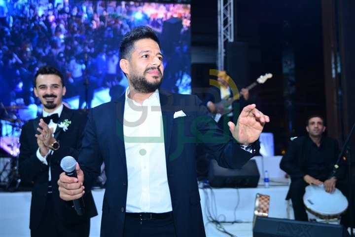 بالصور.. نجوم الأغنية يشاركون حميد الشاعري الاحتفال بزفاف ابن شقيقه بالصور.. نجوم الأغنية يشاركون حميد الشاعري الاحتفال بزفاف ابن شقيقه