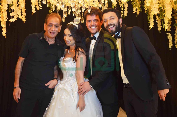 بالصور.. نجوم الفن والمجتمع في زفاف شقيقة المخرج أحمد خالد موسى بالصور.. نجوم الفن والمجتمع في زفاف شقيقة المخرج أحمد خالد موسى