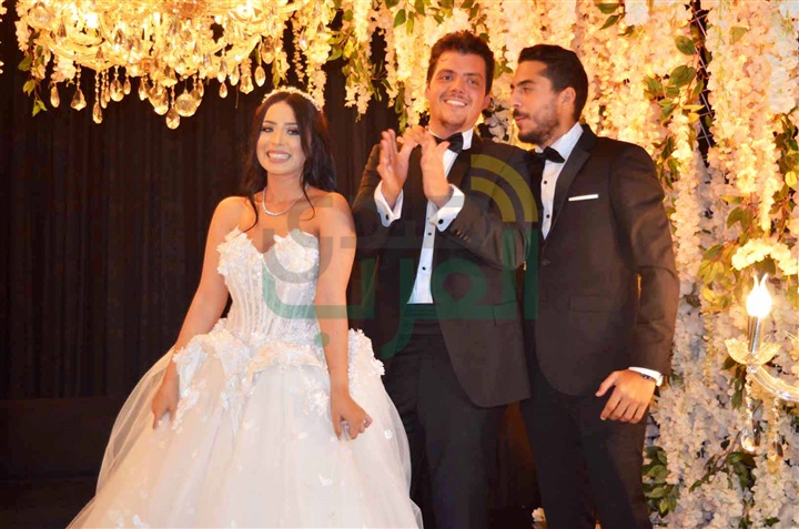 بالصور.. نجوم الفن والمجتمع في زفاف شقيقة المخرج أحمد خالد موسى بالصور.. نجوم الفن والمجتمع في زفاف شقيقة المخرج أحمد خالد موسى