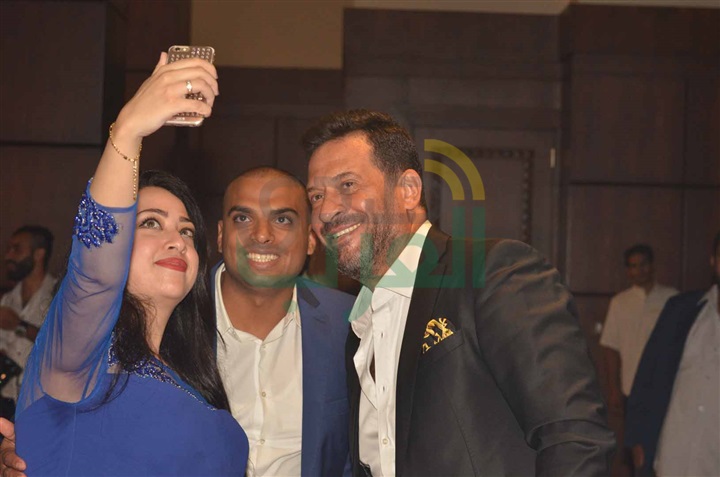 بالصور.. نجوم الفن والمجتمع في زفاف شقيقة المخرج أحمد خالد موسى بالصور.. نجوم الفن والمجتمع في زفاف شقيقة المخرج أحمد خالد موسى