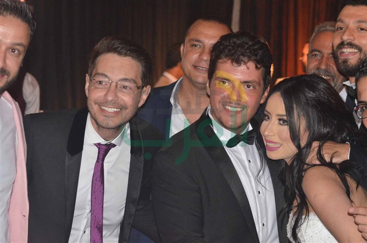بالصور.. نجوم الفن والمجتمع في زفاف شقيقة المخرج أحمد خالد موسى بالصور.. نجوم الفن والمجتمع في زفاف شقيقة المخرج أحمد خالد موسى