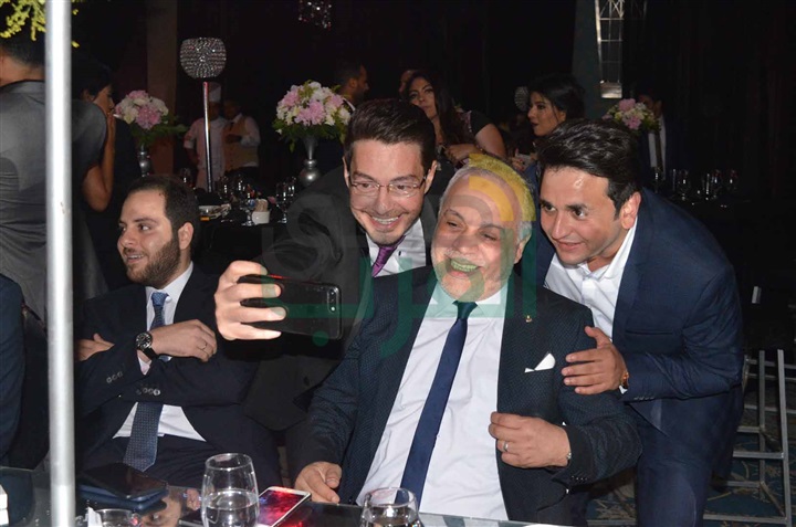بالصور.. نجوم الفن والمجتمع في زفاف شقيقة المخرج أحمد خالد موسى بالصور.. نجوم الفن والمجتمع في زفاف شقيقة المخرج أحمد خالد موسى