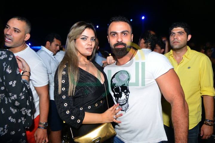 بالصور.. "هوت شورت" و"رقصات" مايا دياب تشعل 6 degrees بالساحل الشمالي بالصور.. "هوت شورت" و"رقصات" مايا دياب تشعل 6 degrees بالساحل الشمالي