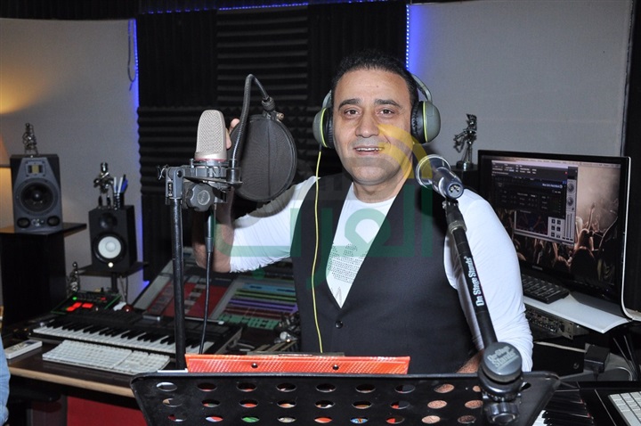 بالصور.. مجد القاسم يسجل اغنية احنا معاكم لمبادرة انا معاكم بالصور.. مجد القاسم يسجل اغنية احنا معاكم لمبادرة انا معاكم