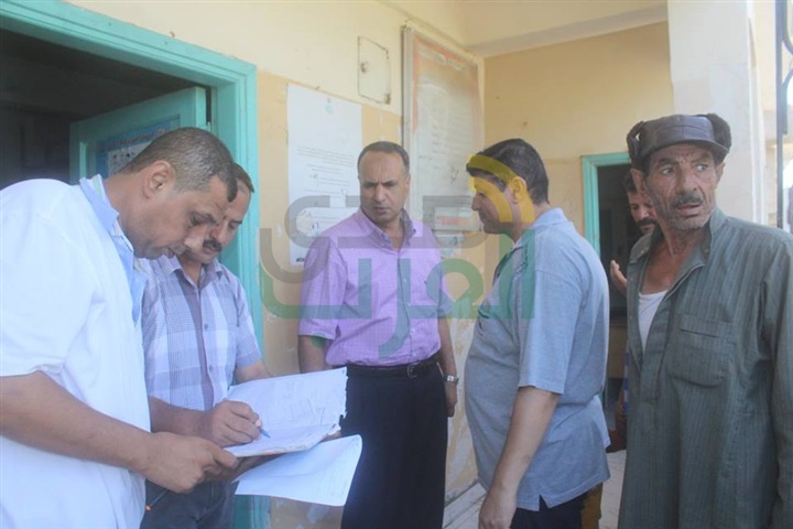 بالصور.. إحالة 11 طبيبًا للتحقيق بوحدة صحية في دسوق بكفر الشيخ