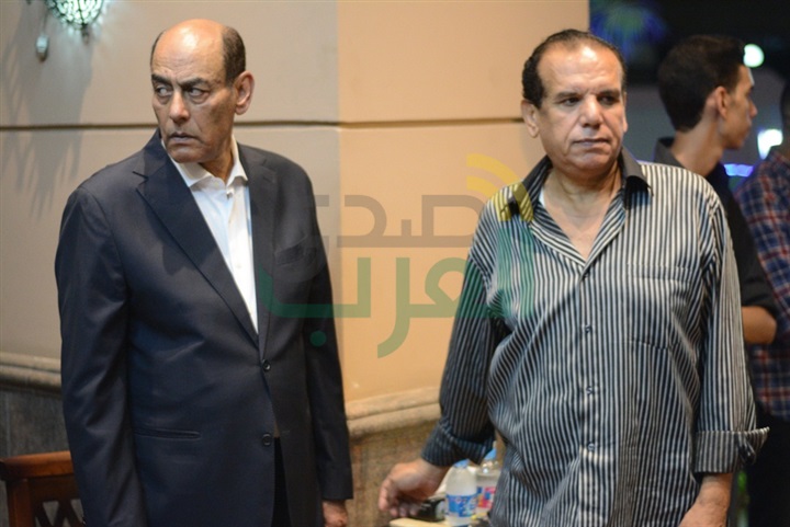 بالصور.. نجوم الفن في عزاء شقيق الفن احمد بدير