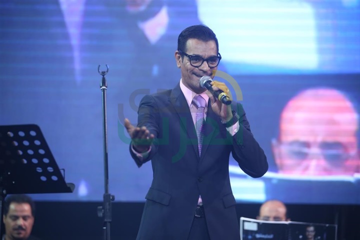 بالصور روتانا تقيم حفل غنائي لـ " رابح صقر" بالصور روتانا تقيم حفل غنائي لـ " رابح صقر"