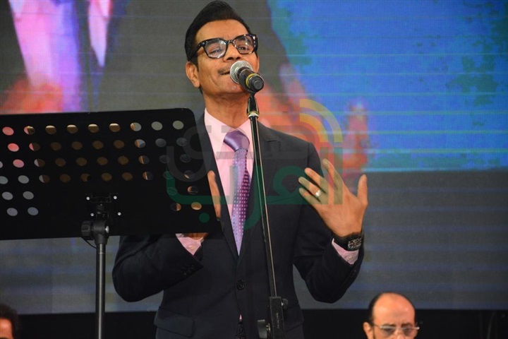 بالصور روتانا تقيم حفل غنائي لـ " رابح صقر" بالصور روتانا تقيم حفل غنائي لـ " رابح صقر"