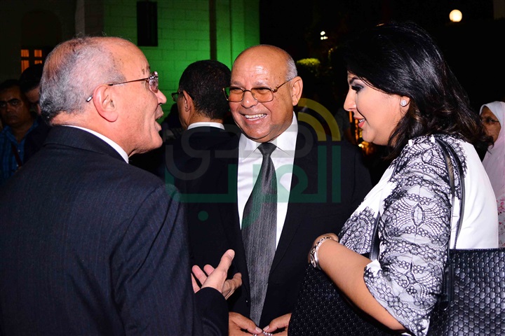بالصور.. العصار والشاذلي والمسلماني يشاركون في الذكري الأولى لرحيل "أحمد زويل"
