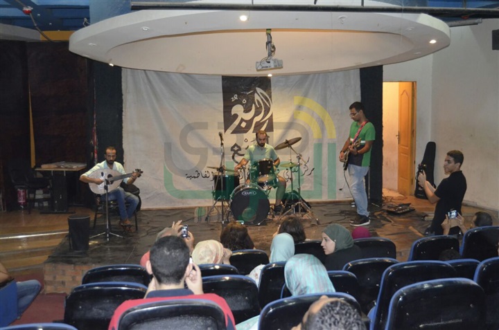 بالصور.. "كعب داير" يشعل مركز الربع الثقافي بالصور.. "كعب داير" يشعل مركز الربع الثقافي