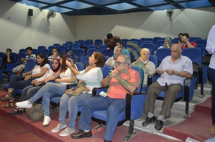 بالصور.. "كعب داير" يشعل مركز الربع الثقافي بالصور.. "كعب داير" يشعل مركز الربع الثقافي