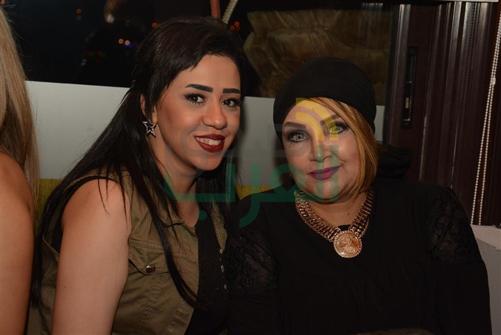 نجوم الفن والمجتمع فى عيد ميلاد الاعلامية حنان حسين نجوم الفن والمجتمع فى عيد ميلاد الاعلامية حنان حسين
