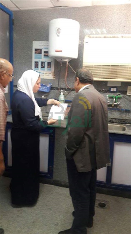 محافظ الإسكندرية يحيل المدير الإداري ومعاون مستشفى أبو قير العام للتحقيق 